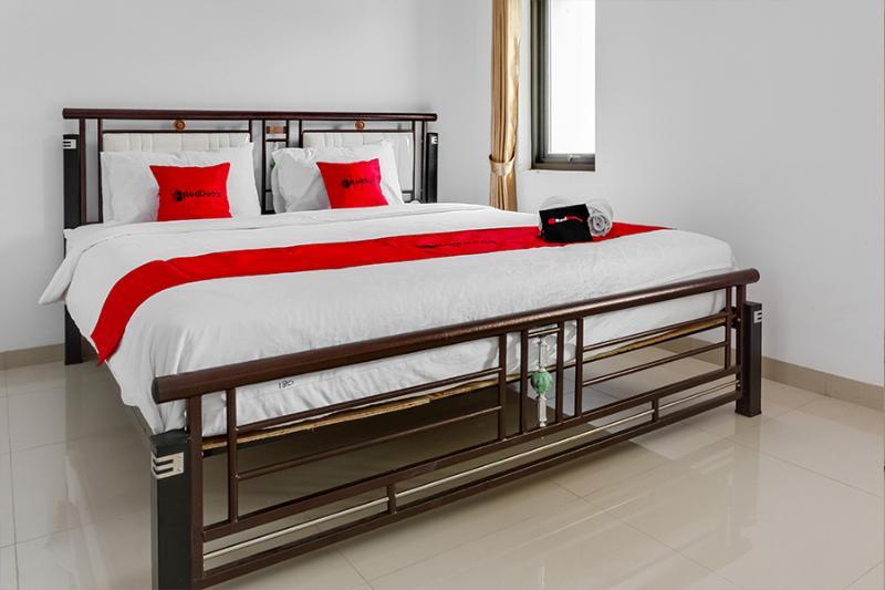 Reddoorz Near Jawa Timur Park 3 玛琅 外观 照片